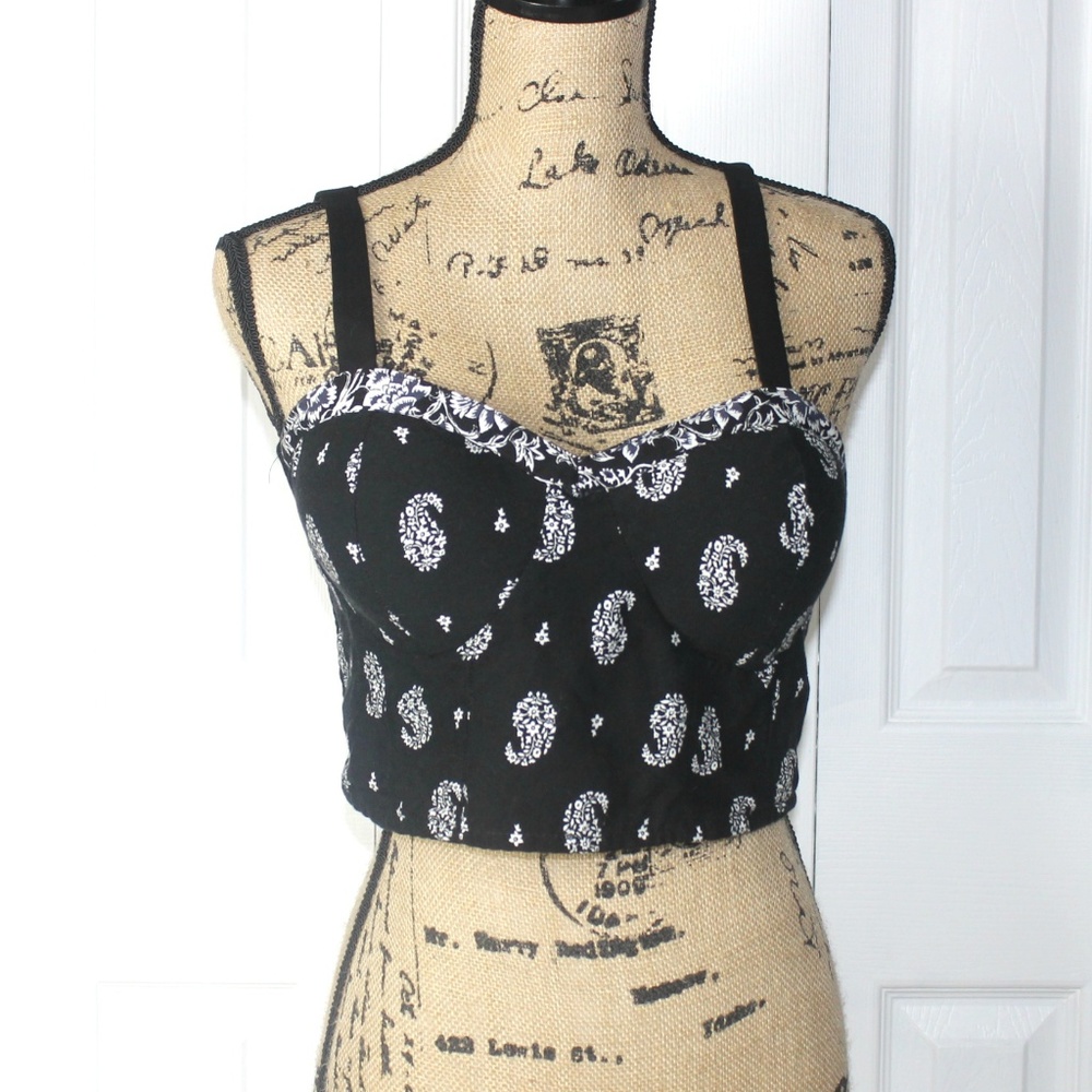 xhilaration Black crop top